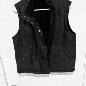 New York & Company Black Puffer Vest Reversible size m